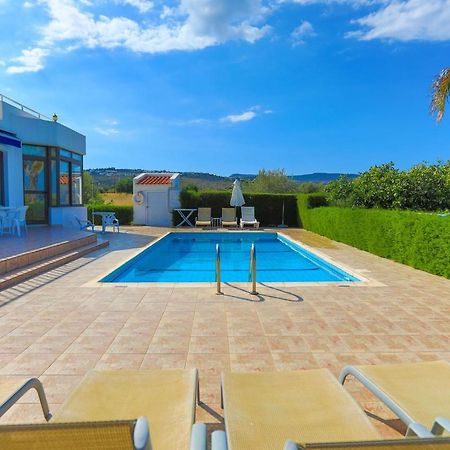 לאצ'י Villa Stavriella מראה חיצוני תמונה