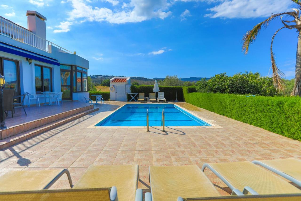 לאצ'י Villa Stavriella מראה חיצוני תמונה