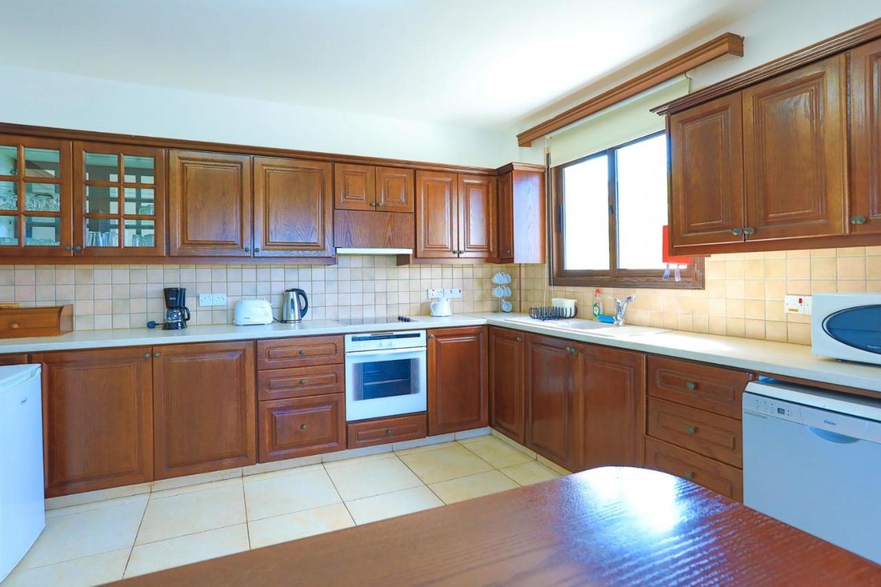 לאצ'י Villa Stavriella מראה חיצוני תמונה